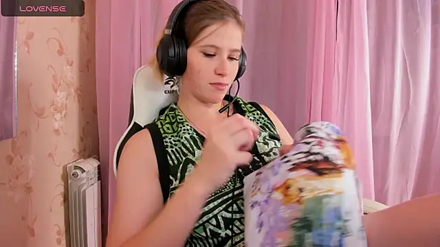 Anabel-Candy online show from 11.05.25