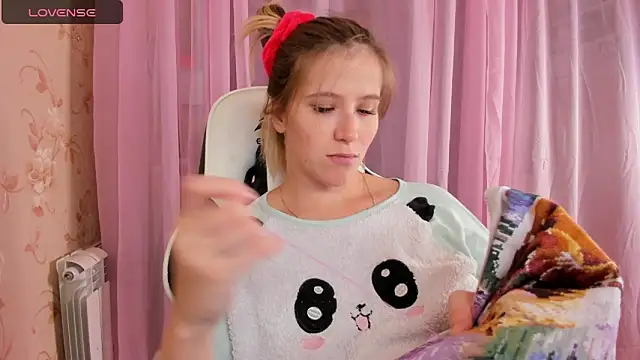 Anabel-Candy online show from 11.16.25