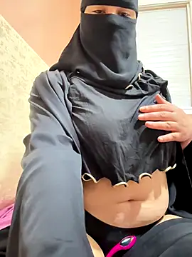  Laiali  online show from 11.08.25