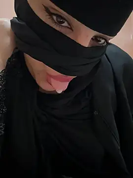  Laiali  online show from 02.22.26