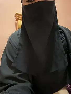  Laiali  online show from 04.18.26