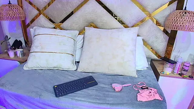 Scarlett Vegaa online show from 10.03.25