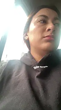 MacarenaRosse online show from 12.20.25