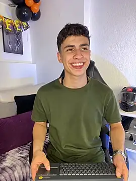 AdrianRinaldi online show from 10.07.25