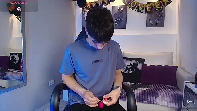 AdrianRinaldi online show from 10.11.25