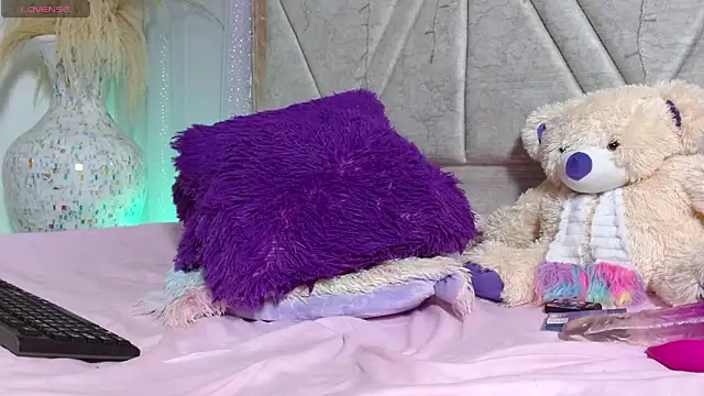 Carolinagarcia12345 online show from 04.11.26