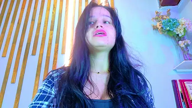 Jennifer Vega1 online show from 10.05.25