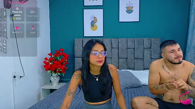 Soffia Konig  online show from 11.30.25