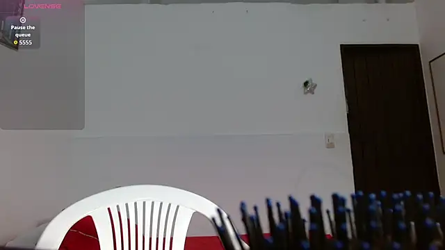 Snapshot of CanelaDeluxe chatting on 01.19.26 CanelaDeluxe online show from 01.19.26