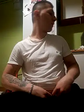 Snapshot of Aranox098 chatting on 11.08.25 Aranox098 online show from 11.08.25