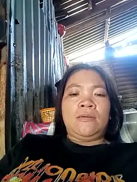 Snapshot of Sweet_dhea05 chatting on 11.17.25 Sweet dhea05 online show from 11.17.25