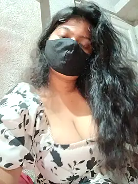 Snapshot of DiyaRoy49 chatting on 09.26.25 DiyaRoy49 online show from 09.26.25