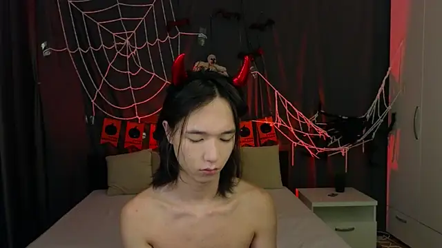 okerriella online show from 10.26.25