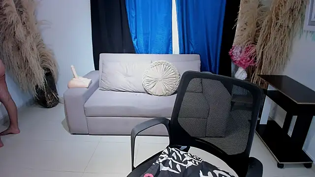 Snapshot of SofiaRivera1 chatting on 06.14.26 SofiaRivera1 online show from 06.14.26