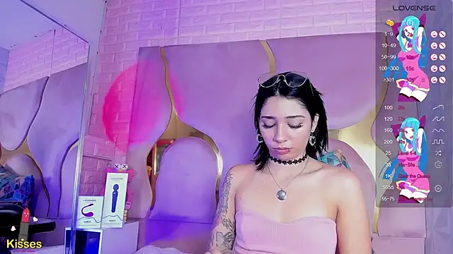 Niina Sissy online show from 03.22.26