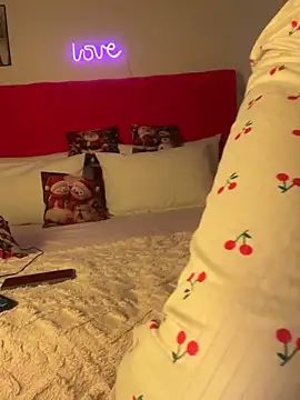 OnlyRima online show from 11.25.25