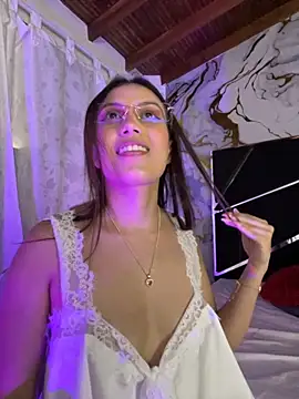 Snapshot of Harley_J_ chatting on 09.30.25 Harley J online show from 09.30.25