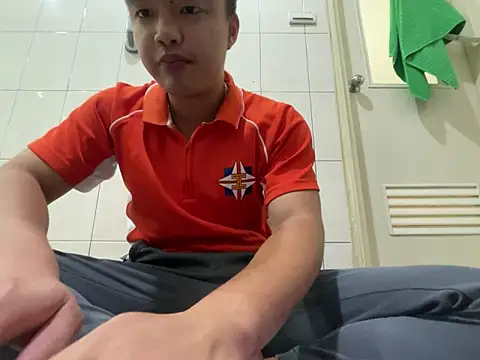 Snapshot of greenteazhang chatting on 10.21.25 greenteazhang online show from 10.21.25