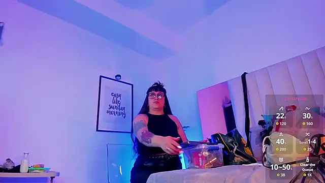 Snapshot of Violett_Novoa chatting on 10.15.25 Violett Novoa online show from 10.15.25