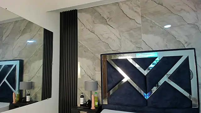 Snapshot of Megan_Sweetas chatting on 11.06.25 Megan Sweetas online show from 11.06.25