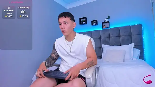 Thomas moon online show from 01.12.26