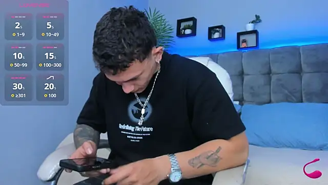 Thomas moon online show from 03.07.26