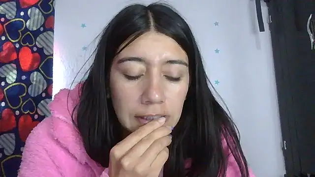 Madow Lu online show from 11.11.25