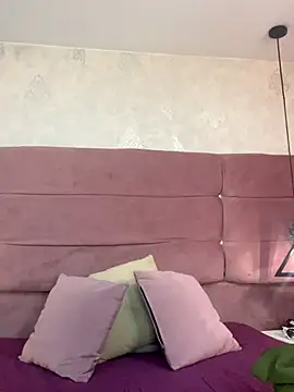 Tinylovefg online show from 09.14.25