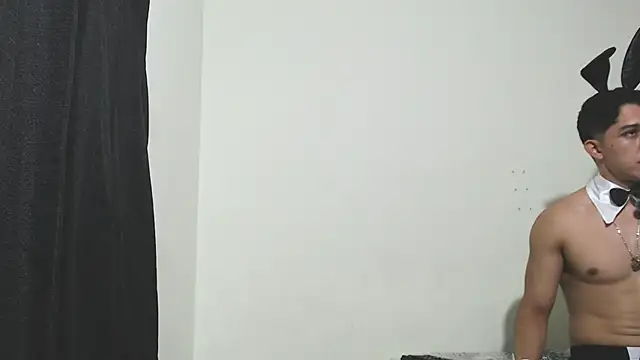 Penelope77 online show from 10.25.25