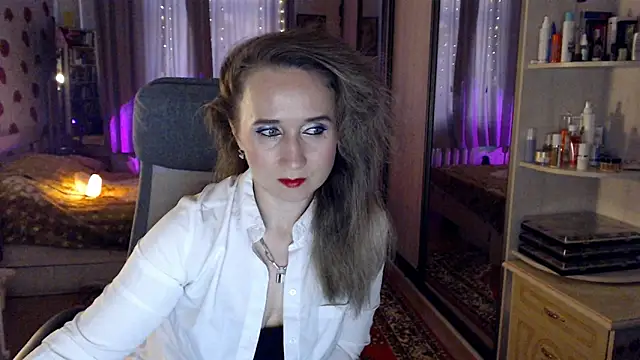 ClassyInna online show from 10.08.25