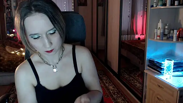 ClassyInna online show from 11.18.25