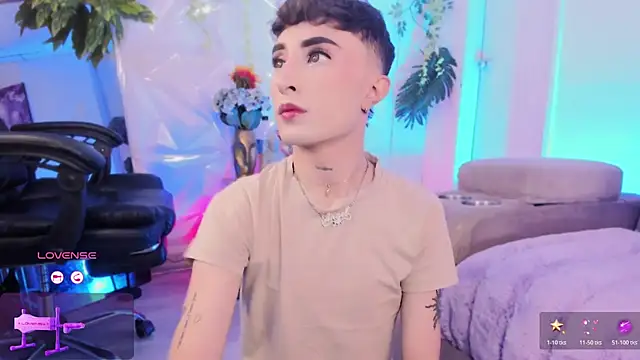 Snapshot of SebastianHilton chatting on 02.15.26 SebastianHilton online show from 02.15.26