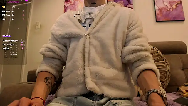 Snapshot of SebastianHilton chatting on 02.28.26 SebastianHilton online show from 02.28.26