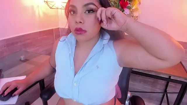 MiaMoxxy online show from 11.01.25