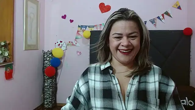 pamela echeverria online show from 07.08.26