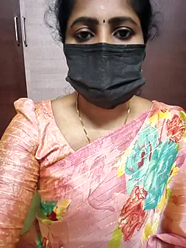 Snapshot of vasundhara26 chatting on 10.04.25 vasundhara26 online show from 10.04.25