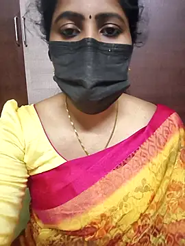 Snapshot of vasundhara26 chatting on 10.12.25 vasundhara26 online show from 10.12.25