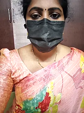 Snapshot of vasundhara26 chatting on 02.08.26 vasundhara26 online show from 02.08.26