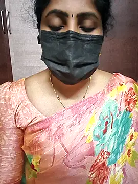 Snapshot of vasundhara26 chatting on 02.15.26 vasundhara26 online show from 02.15.26