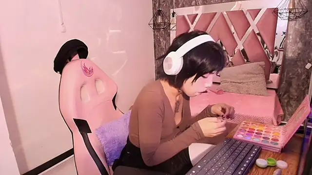 Terraelowen online show from 10.03.25