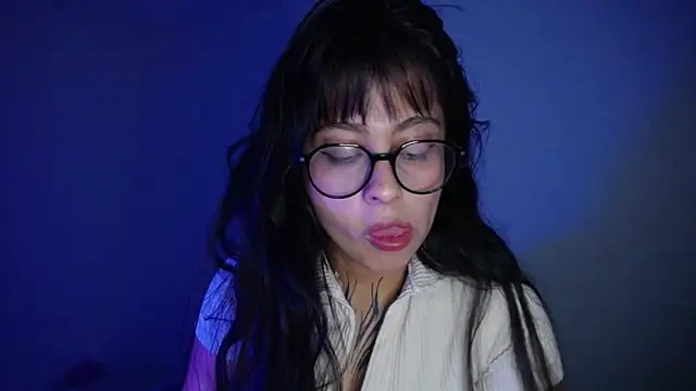 sophiaa 7 online show from 03.26.26