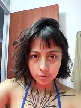 sophiaa 7 online show from 04.11.26