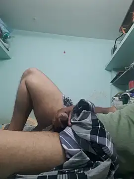 Snapshot of Loverboyjillu chatting on 04.08.26 Loverboyjillu online show from 04.08.26