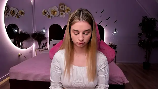 SweetyLicky online show from 11.02.25