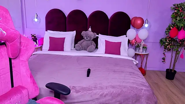 SweetyLicky online show from 11.20.25