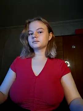 Snapshot of SlipperSherry chatting on 11.06.25 SlipperSherry online show from 11.06.25