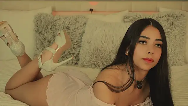 MikaelaJayy online show from 04.19.26