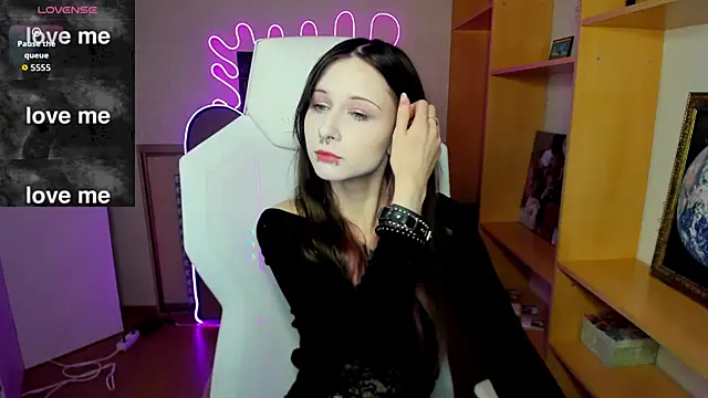 AmamiDark online show from 11.04.25