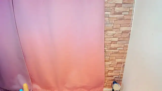 Ashley Alexa online show from 04.04.26