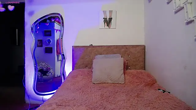 solpeich online show from 10.17.25